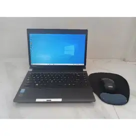 Laptop Toshiba R30A i5 Gen4 Ram 8GB SSD 256GB Laptop second