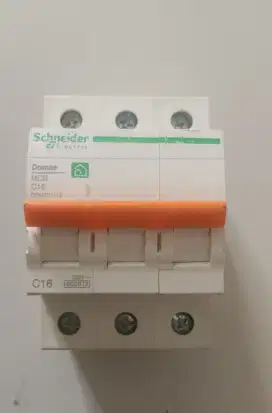 MCB 3 phase Schneider 16a Baru