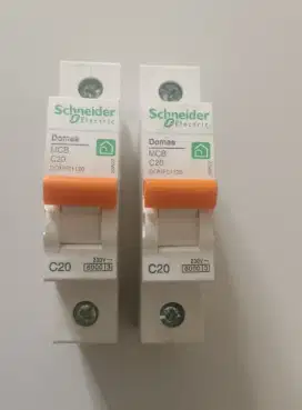 MCB 1 phase Schneider 20a Baru