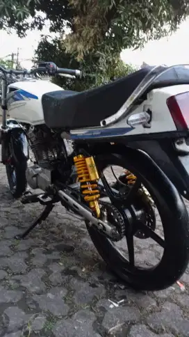Motor Honda GL 150 Clasic 1990