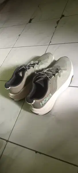 Sepatu running replika ori