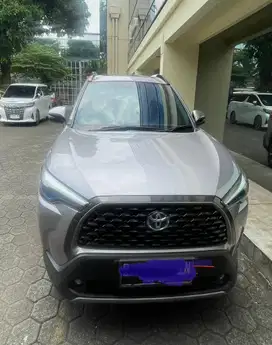 Di jual mobil toyota hybryd 2021