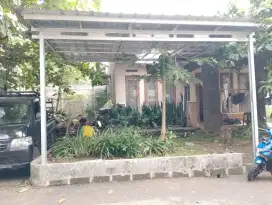 Kanopi baja ringan