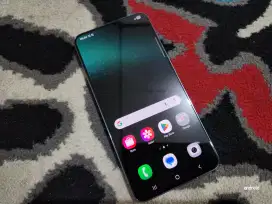 Samsung S22+ 5g 8/256GB Sein