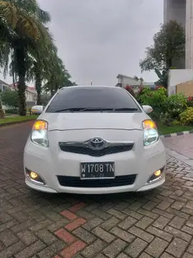 Toyota Yaris E MATIC 2010