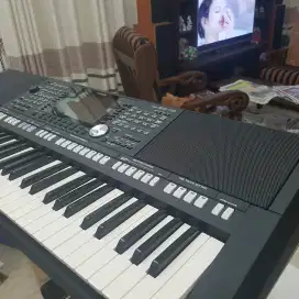 keyboard yamaha psr s975