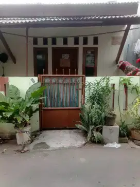 Di Sewakan Kontrakan / Kos Murah Akses Mudah Ciledug dan Jakarta Barat