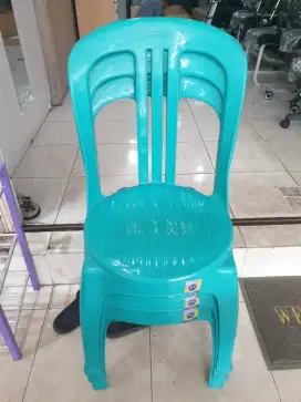 Diskon Kursi Plastik Warna Hijau