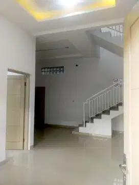 JUAL / SEWA  RUMAH FULL RENOV DI TAMAN KOPO INDAH 1 BANDUNG