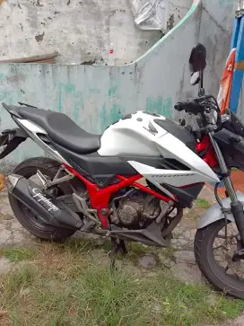 Motor Honda cb 150 r.