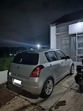 Suzuki Swift St/AT 1.490 automatic