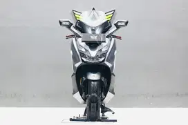 Honda forza 250 abs xmax GT200 piaggio vespa