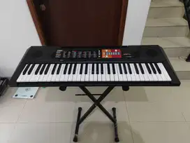 Keyboard Yamaha PSR-F51 (Jarang dipakai)