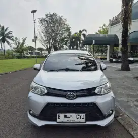 Toyota Avanza veloz 1.5 A.T (Harga Rp 145 nego)