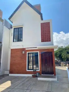 Promo OFF 50 JT Rumah 2 Lantai Legalitas SHM dekat Tol Buah Batu