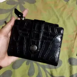 Black Wallet / Dompet Hitam Wanita