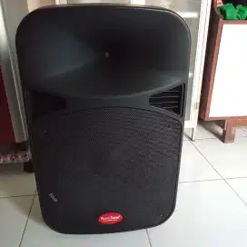 Speaker aktif baretone