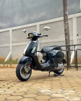 JUAL MURAH VESPA SPRINT 150 3v 2014 MULUS