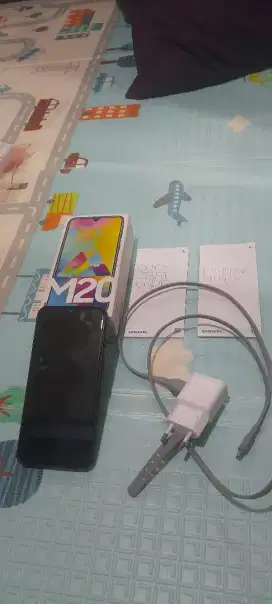 Samsung M 20 second