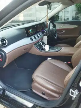 Mercedez Benz E 200