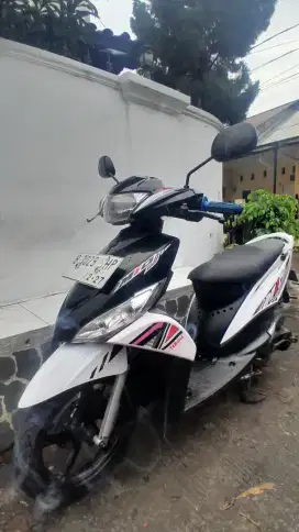 Bismillah jual yamaha mio j thn 2012 ss lengkap pjk telat