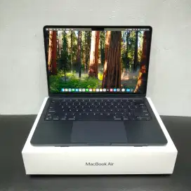 MACBOOK AIR 13.6-INCH 2022 CHIP M2 RAM 8GB SSD 256GB FULLSET