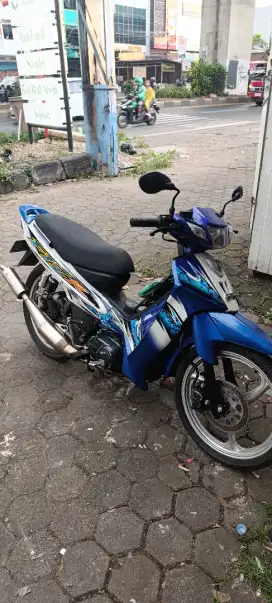 F1ZR Tahun 2003
