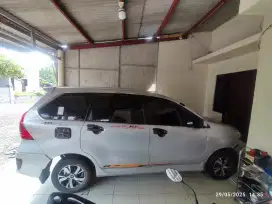 Xenia RMT Sporty 2017 Silver