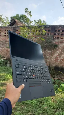 Lenovo Thinkpad X1 Carbon Gen 8 Core i5 Gen 10 Ram 16 GB SSD 256 GB