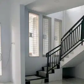 Dijual Rumah LT10x16m2 Bagus Asri di Alamanda, Sunter