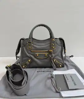 Balenciaga mini city 2023