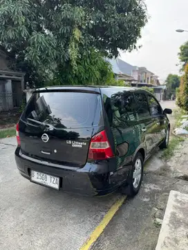 Nissan Livina 2012 Bensin