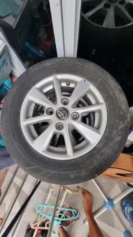 Velg + Ban Ori Avanza 2020