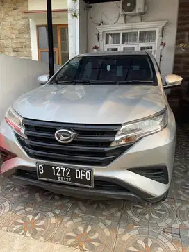 Mobil Terios 2022 KM rendah like new