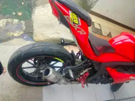GSX R 150 LIVERY MERAH