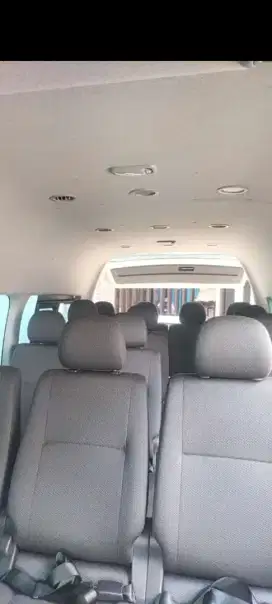 dijual hiace comuter