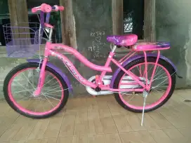 Di jual 800 nego, baru beli 1minggu,,kalah dgn kebutuhan yang mendesak