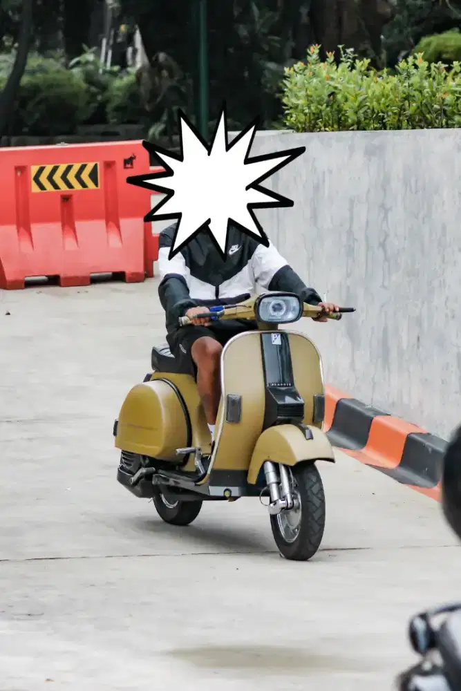 Vespa klasik PX