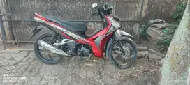 Dijual motor Honda suprax