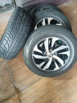 Velg & Ban Original Rush Like New