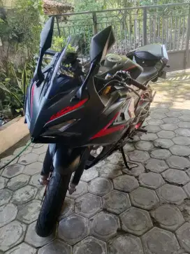 All new CBR 150R istimewa km rendah