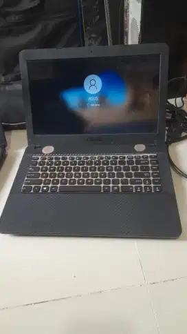 Laptop murah asus x441n
