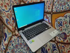 Laptop Gaming Asus X405U