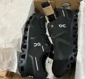 On cloud 5 Waterproof full back rare