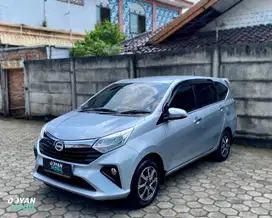 CASH DAIHATSU Sigra R A/T 2022 - Silver Metallic