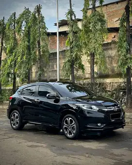 Honda HRV Prestige Hitam 2015 Tdp Murah Ori Menarik Bu Antik Baru Ok