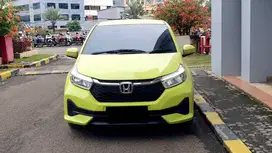 Honda Brio 1.2 E CVT AT Facelift Kuning 2024 Like New Low Km Record