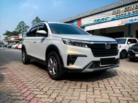 LOW KM!! HONDA ALL NEW BRV 1.5 E CVT MATIC 2023 PUTIH. KM 32RB