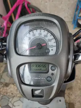 MOTOR HONDA SCOOPY 2018 AKHIR