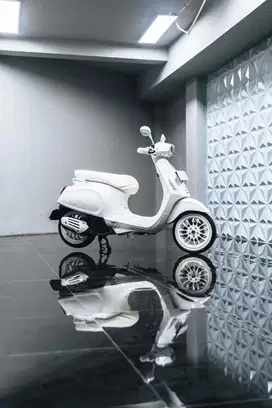 Vespa Sprint Justin Bieber tahun 2022 Kilometer Rendah